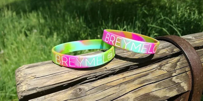 Breymelo: Duhový náramek na seznámení