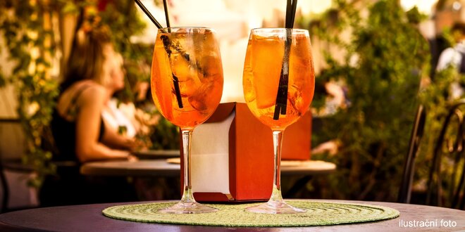 2x Aperol Spritz v baru v centru Olomouce