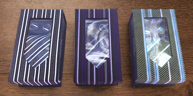 Elegantní sada: kravata, manžety, kapesníček
