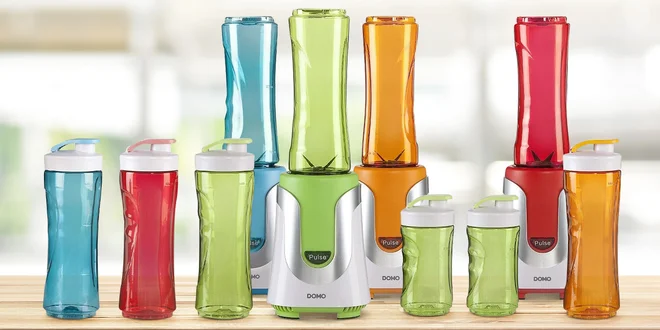 DOMO smoothie maker se 3 lahvemi a knihou receptů