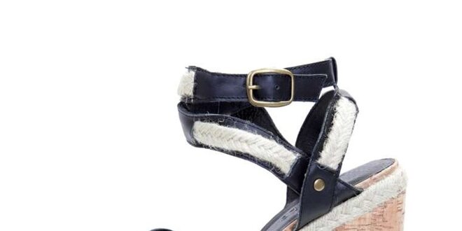 Dámské černé kožené sandály Sandalo na vysokém klínu