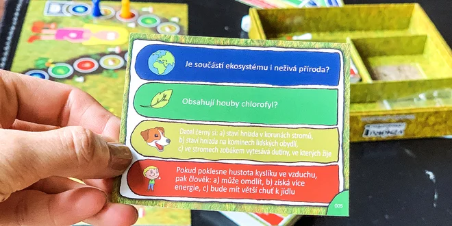 Desková hra Vzhůru na přírodovědu! pro děti od 8 let