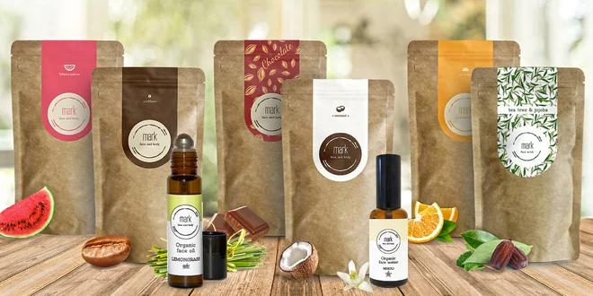 Přírodní kávový peeling MARK pro každou pleť