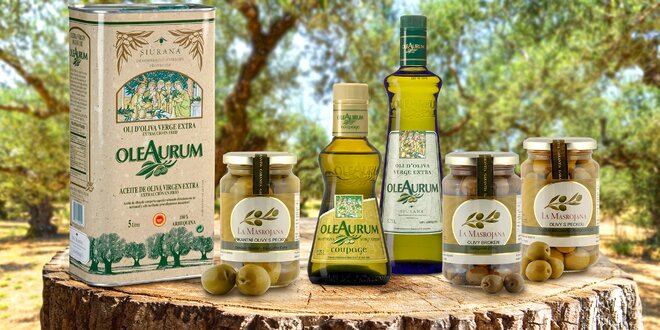 Španělské olivy různých odrůd a panenské oleje