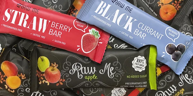 20 ks zdravých tyčinek Raw Me: mix příchutí