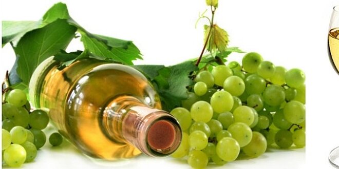 Tři druhy sudových vín z Moravy - výběr ze tří  bílých odrůd