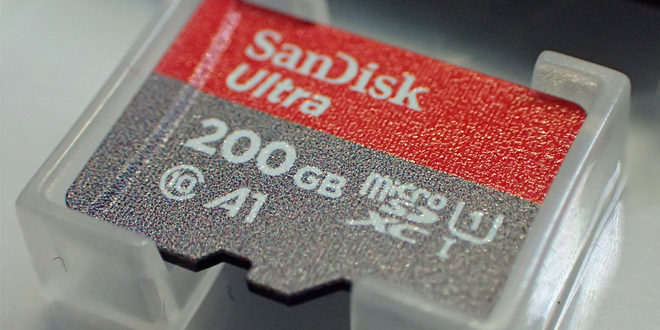 Paměťové karty formátu SD a microSD od SanDisk