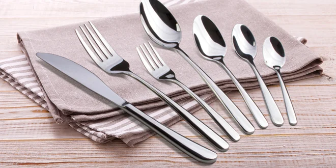 Sady 24 nebo 42 kusů nerezových příborů Gourmet