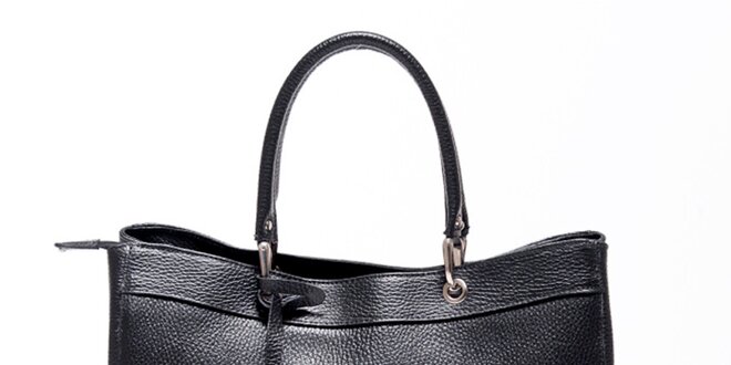 Dámská černá kožená kabelka Carla Ferreri