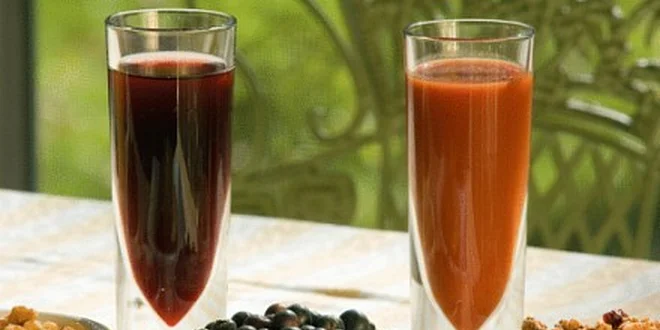 78 Kč za 0,5 l „Živé šťávy“ rakytník, brusinka v původní hodnotě 120 Kč