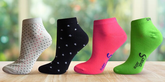 Dámské kotníkové ponožky: reflexní nebo vzorované