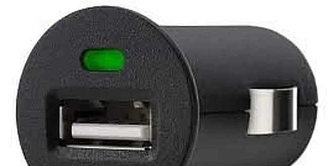 49 Kč za miniaturní univerzální USB autonabíječka v hodnotě 149 Kč
