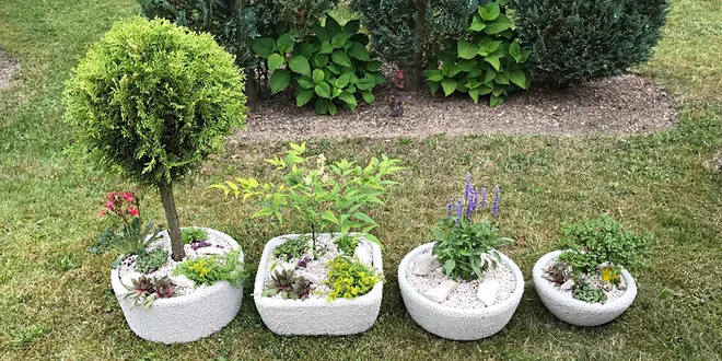 Ručně opracované venkovní betonové květináče