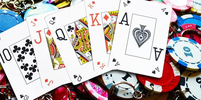 Profesionální plastové poker karty s přívěskem