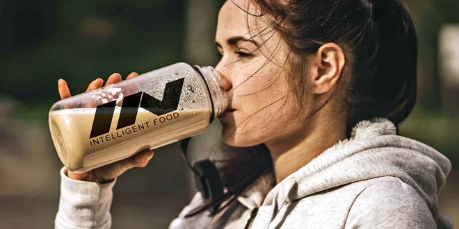 Proteinový nutričně vyvážený nápoj, hotový za minutu