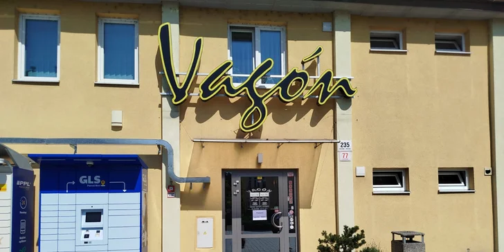 V ceně každé procedury máte také vodu, kávu nebo čaj a drobnou sladkost.