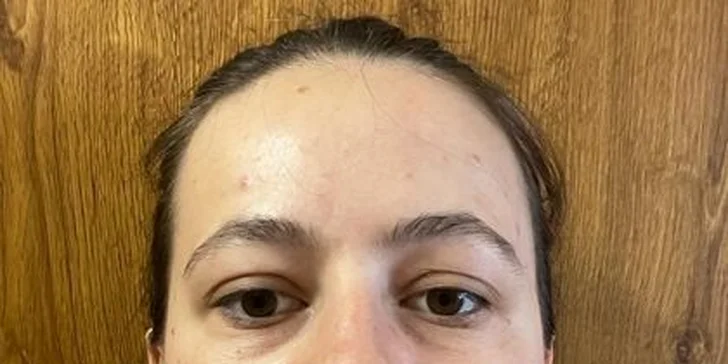 Těšte se na čištění ultrazvukovou špachtlí, peeling i zapracování sér.