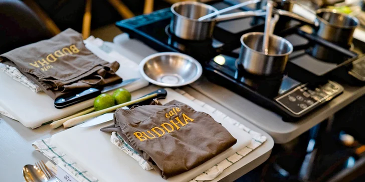  Tady totiž na kurzu vaření od Café Buddha nahlédnete pod pokličku thajské kuchyni. 