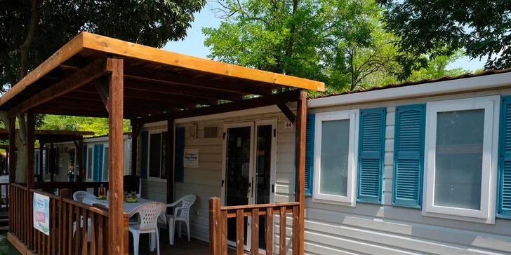 Resort se rozkládá na ploše více než 70 ha mezi mořem a zelení. 