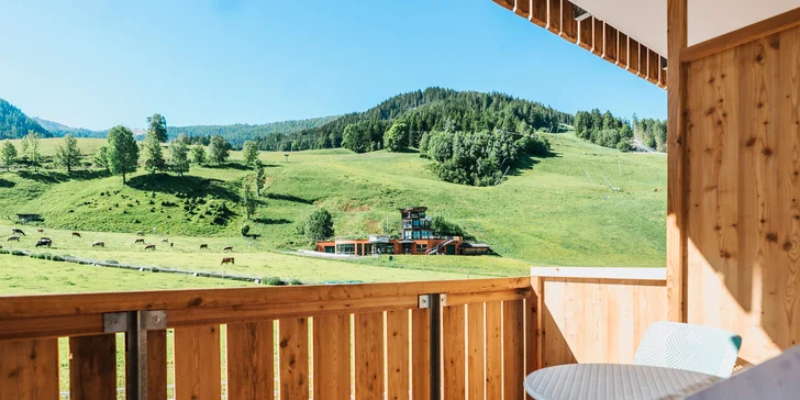 Aktivní dovolená v rakouských Korutanech: moderní hotel se snídaní či polopenzí a saunou