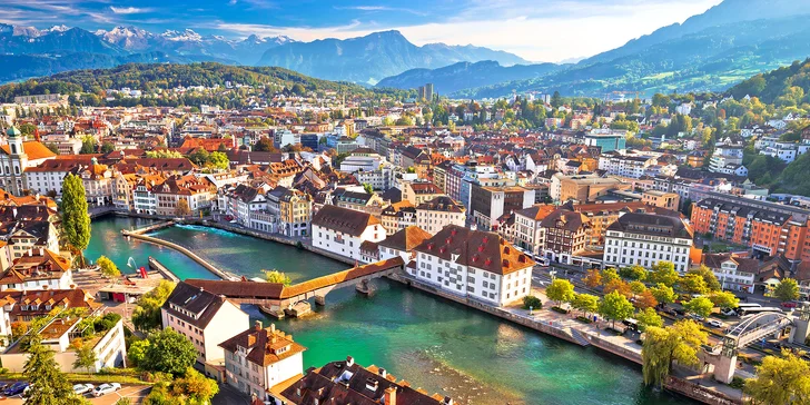 Do Luzernu doplujete lodí. 