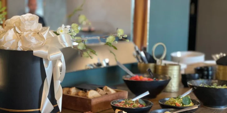 Na výběr máte pobyt s výbornou snídaní, kterou můžete doplnit také o wellness talíř a lahev španělského prosecca Cava.