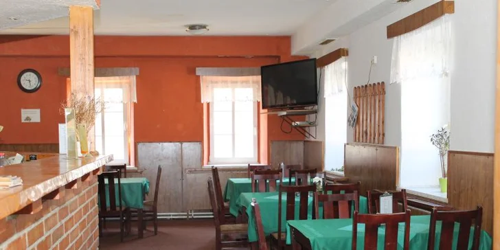 V hotelové restauraci pro vás připraví každé ráno chutnou snídani.
