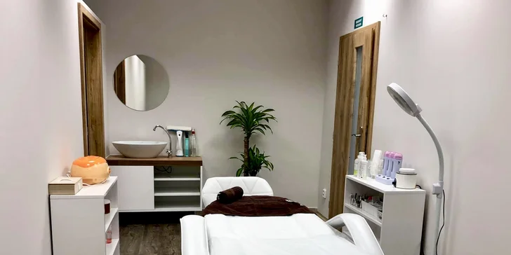 Vietnamská masáž se na rozdíl od thajské více zaměřuje na akupresuru a relaxaci, není ani v nejmenším nepříjemná.