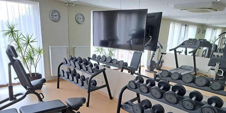Navštívite aj fitness centrum, ktoré máte zadarmo.