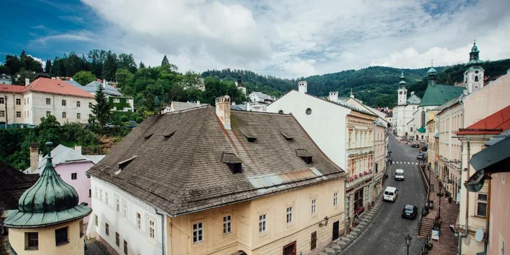 Banská Štiavnica si vás získa svojimi krásnymi pamiatkami a neobyčajným prostredím. 