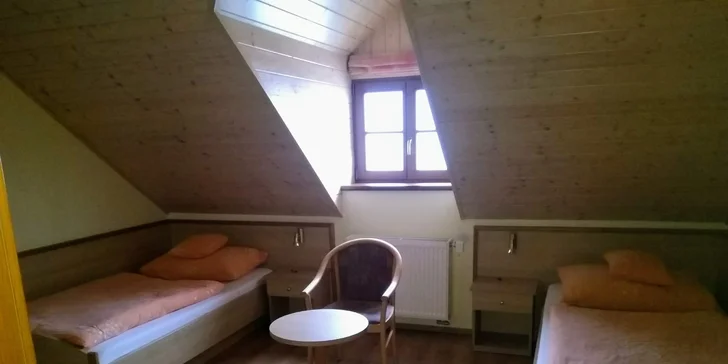 Nenáročným turistům bude rozhodně stačit Standard s pohodlnou postelí a vlastní koupelnou. 