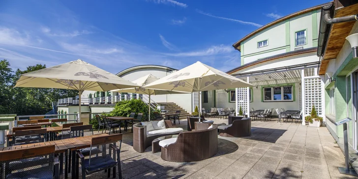 Pobyt v Plzni: 4* hotel se snídaní, pivo či sekt, venkovní bazén a sleva na tenis