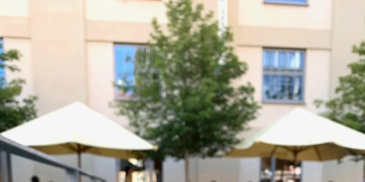 Ve variantách s nápojem pak vše můžete zapít hruškovicí s hruškou nebo pivem Pilsner Urquell. 