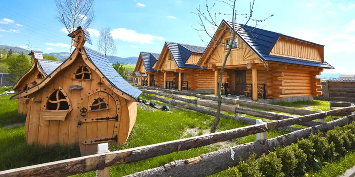 Wellness pobyt pre 4-5 osôb v chatkách Resortu Zbojnícka Koliba***