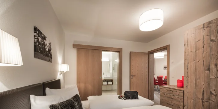 V apartmánoch sú 2 súkromné spálne (pri apartmáne Dream 3 spálne) s priľahlými kúpeľňami.