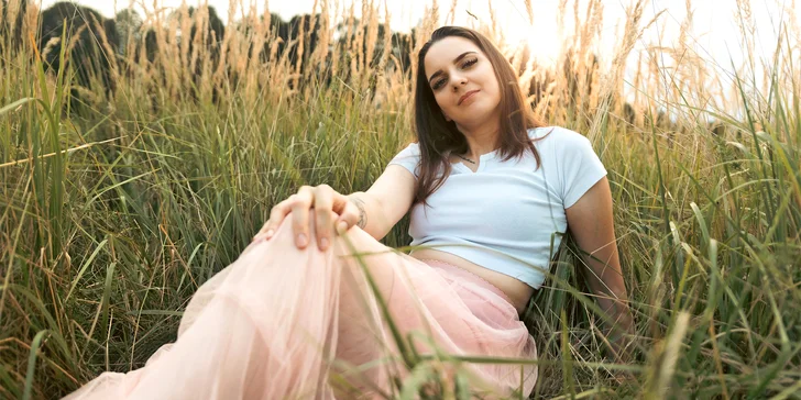 Výsledné fotografie mohou být rodinné, těhotenské, párové i s vaším psím společníkem.