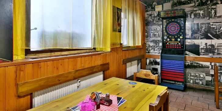 Tenhle podnik najdete jen 2 minuty chůze od metra Českomoravská.