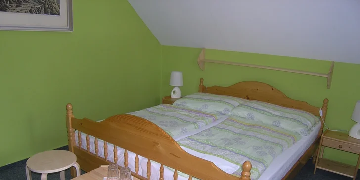 Na všetkých izbách sa pripojíte na wi-fi, na niektorých je aj televízia.