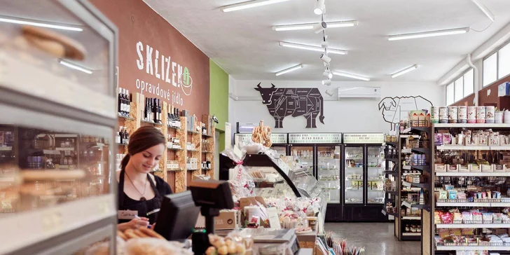 Znají 100 % svých dodavatelů, suroviny zpracovávají s láskou a pečlivě hlídají složení produktů, takže se můžete spolehnout, že si domů odnesete kvalitní a zdravé potraviny. 