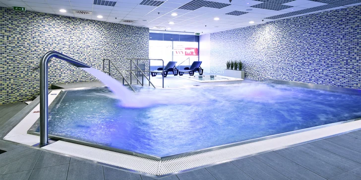 Cvičení i s odpočinkem: neomezený relax ve wellness a vstup do posilovny