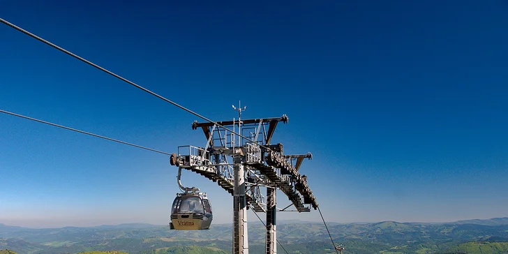 Vrátná dolina je oblíbená k turistice i zimním radovánkám.