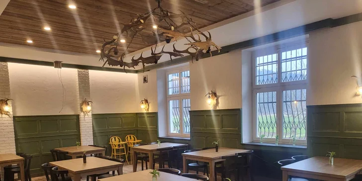 Můžete ochutnat domácí snídaně v místní vyhlášené restauraci.