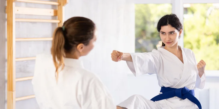 V ponuke nájdete výhodné permanentky na 5, 10 alebo 15 tréningov, vďaka ktorým si osvojíte nové techniky, zlepšíte kondíciu a naplno sa ponoríte do sveta karate. 
