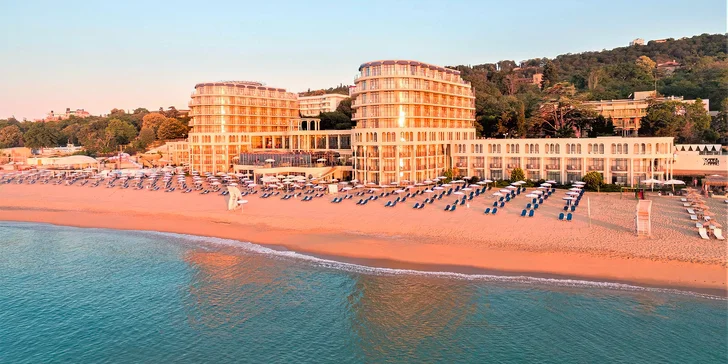 Bulharsko letecky: 4* hotel Azalia, ultra all inclusive, klub Čedog