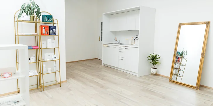Salon najdete v horní části Václavského náměstí. 
