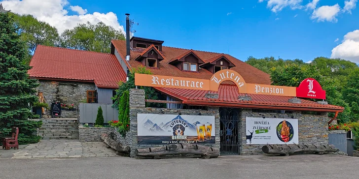 Relax ve Slezsku: pobyt s litrem rozlévaného vína, degustačním menu nebo vířivkou na pokoji