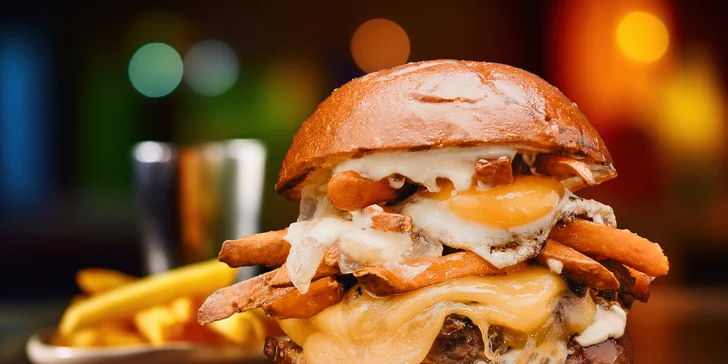 Sweet potatoes beef burger