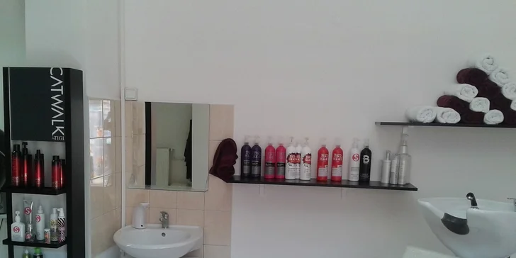 Salón CAPILLUS