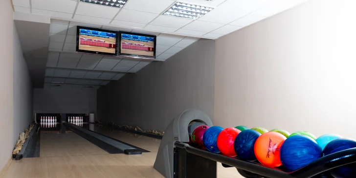 Další odreagování a zábavu vám zajistí hodina bowlingu.
