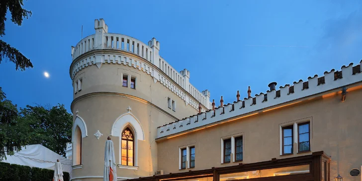 Všechny pokrmy jsou založeny převážně na původních recepturách klasické české a evropské kuchyně.